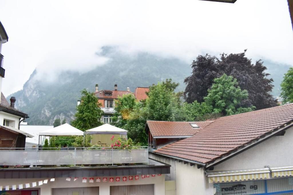 Modern Apartment 모던 펜션 Interlaken Ngoại thất bức ảnh